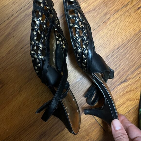 BCBGirls slingback heels pointed toe good condition size 6.5 / 36.5 - Picture 2 of 6